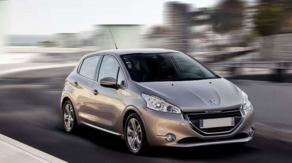 location de voiture compacte Rhodes Peugeot 208